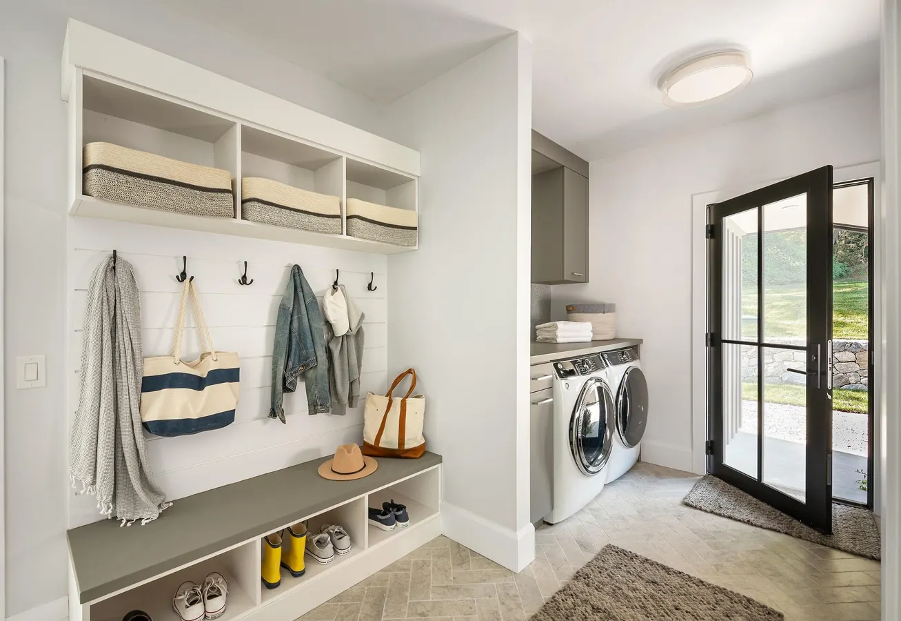 Laundry and Mudroom Systems