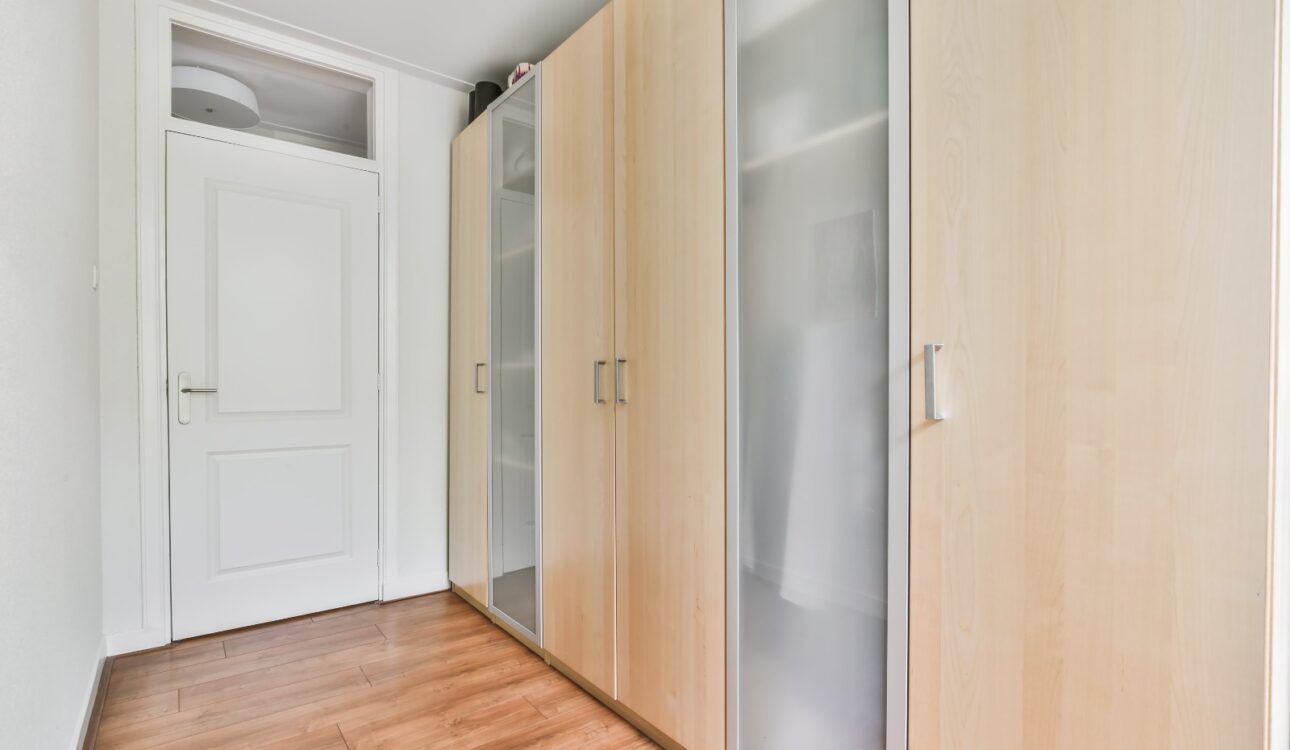 very small closet organization ideas