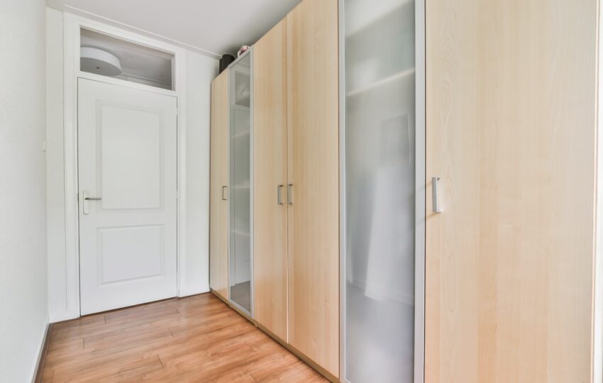 very small closet organization ideas